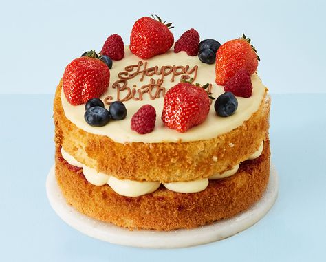 Birthday Victoria Sponge Cake, Birthday Cake Victoria Sponge, Victoria Sandwich Cake Decoration, Victoria Sponge Cake Decoration Birthday, Victoria Sponge Birthday Cake, Victoria Sponge Cake Decoration, Sponge Birthday Cake, Mini Victoria Sponge Cakes, Mascarpone Icing