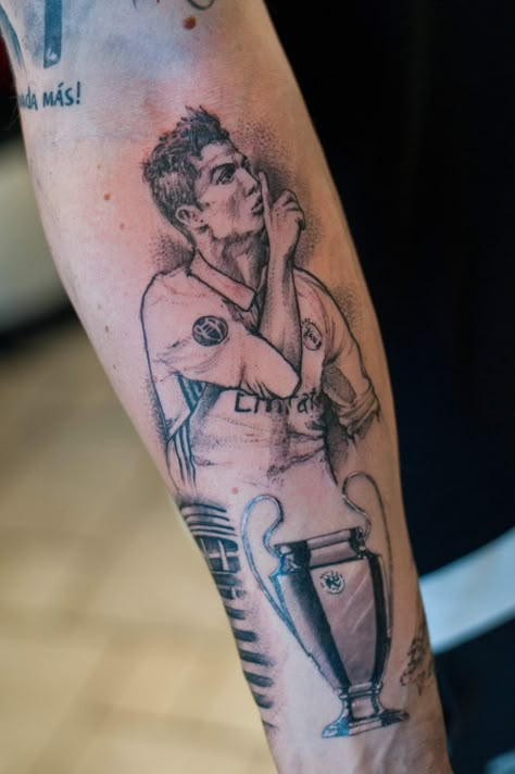 Cristiano Ronaldo Tattoo Design, Cr7 Tattoo Ideas, Cr7 Tattoo Design, Ronaldo Tattoo Ideas, Cristiano Ronaldo Tattoo Ideas, Ronaldo Tattoo Design, Real Madrid Tattoo Ideas, Cr7 Tattoo, Ronaldo Tattoo