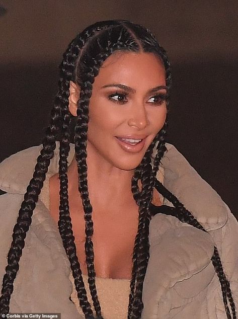 Jovial: Kim appeared to be in jovial spirits as she arrived at the venue ahead of the presentation Kim Kardashian Nails, Kim Kardashian Blonde, Kim Kardashian Braids, Kardashian Braids, Kimberly Kardashian, Kim Kardashian Before, Kim Kardashian Wedding, Estilo Kim Kardashian, Kim Kardashian Makeup