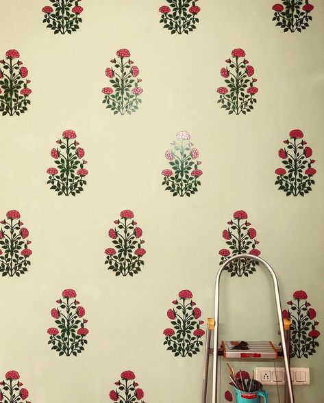 Block Print Wallpaper Bedroom, Block Print On Wall, Block Print Wall, Temporary Kitchen, Bedhead Design, Art Decor Living Room, Indian Wall Art, Stencil Wall, Stencil Painting On Walls