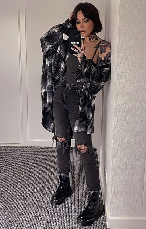 Stile Punk Rock, Look Grunge, Alt Outfits, Look Rock, Neue Outfits, Alt Fashion, Goth Outfits, Alternative Outfits, Edgy Outfits