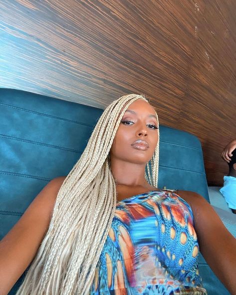 What color braids is your preference? Beautiful model's insta: @tianaparkr #blondebraids #blondeknotlessboxbraids #blondeboxbraidsblackgirl #instagrammodels #braidshairstylesforblackwomen #blackgirlblondehair #blackmodel #blackwomen  #protectivehairstyles Tiana Parker, Creative Braids, Twisted Hair, Blonde Box Braids, Blonde Braids, Braided Hairstyle, Toddler Hair Clips, Protective Hairstyles Braids, Black And Blonde