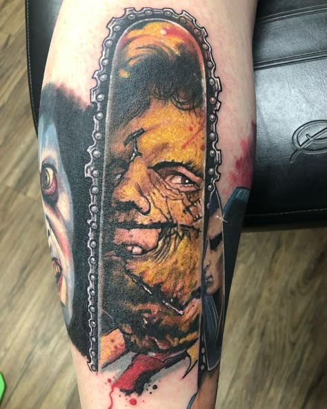 Leatherface Chainsaw Tattoo, Jigsaw Horror Tattoo, Leatherface Tattoo Ideas, Texas Chainsaw Mascara Tattoo, Scary Movie Tattoos Sleeve, Leather Face Tattoo, Texas Chainsaw Tattoo, Leatherface Tattoo, Horror Movie Tattoos Ideas