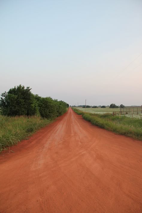 Oklahoma Red Dirt Road Oklahoma Country Aesthetic, Oklahoma Scenery, Oklahoma Aesthetic, Oklahoma Landscape, Red Dirt Country, Indian Territory, Mississippi Mud, Long Horn, Dirt Roads