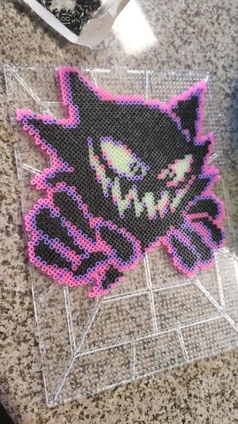 Gengar Perler Beads, Crossed Stitch, Pokémon Perler, Beads Projects, Perler Pattern, Artsy Crafts, Pokemon Perler, Modele Pixel Art, Pokemon Bead