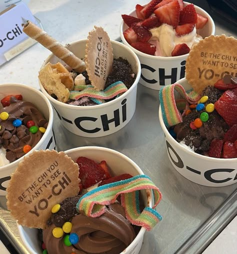 Fro Yo Aesthetic, Yo Chi, Froyo Aesthetics, Yogurt And Fruit Aesthetic, Yogurt Land Aesthetic, Dessert Aesthetic Ice Cream, Cookie Dough Ice Cream Aesthetic, Frozen Yogurt Aesthetic, Frozen Yoghurt Aesthetic