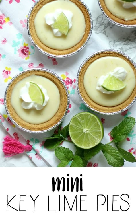 Make these cute and delicious individual key lime pies with a buttery graham cracker crust in a snap thanks to a few ingredients! It's such an easy dessert, each with the perfect bite!rn Key Lime Pies, Mini Key Lime Pies, Key Lime Desserts, Mini Pie Recipes, Lime Tart, Individual Pies, Keylime Pie Recipe, Whoopie Pie, Pies Maker