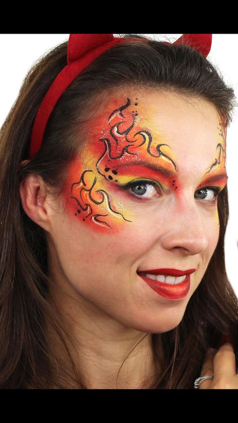 Fire Face Painting, Fire Makeup Halloween, Fire Face Paint, Diy Karneval, Facepaint Halloween, Flame Body, Diy Face Paint, Tiger Makeup, Face Painting For Kids