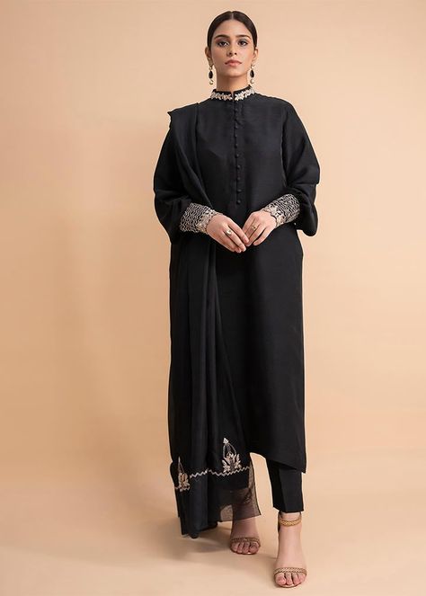 Nera - Laam Black Indian Outfit, Hand Embroidery On Sleeves, Black Suit Designs, Embroidered Trousers, Embroidery On Sleeves, Kurta Set For Women, Salwar Kamiz, Pakistani Fancy Dresses, Black Plain