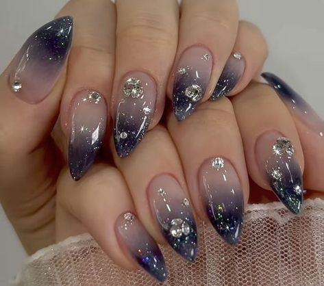 Starry Night Prom Nails, 2yk Nails, Genshin Inspired Nails, Enhypen Inspired Nails, Enhypen Nails Designs, Kpop Idol Nails, Enhypen Nails, Nails Acrylic Ideas, Nail Art Rose