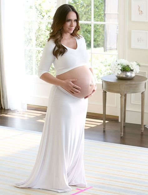 Pregnant Jennifer Love Hewitt Bares Her Baby Bump in New Ad Campaign — See the Stunning Pics! Celebrities Pregnant, Brian Hallisay, Pregnant Actress, Pregnant People, Us Actress, Post Baby Body, Celebrity Baby, Pregnant Celebrities, Waco Texas