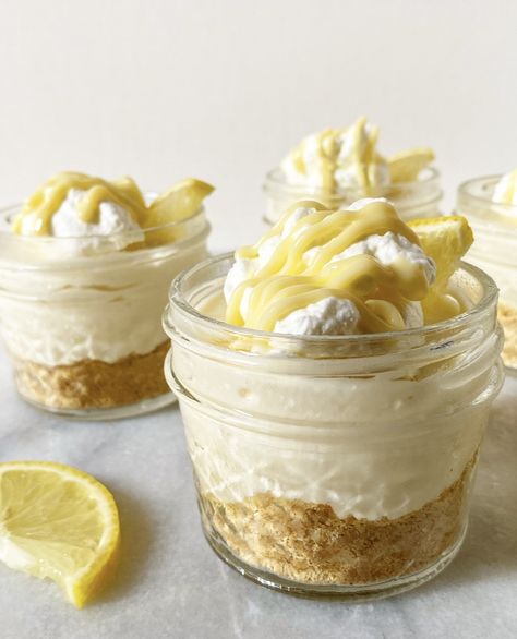 Little Lemon Pie Jars {No-Bake} | e2 bakes brooklyn Desserts In A Jar No Bake, Lemon Pie In A Jar, Lemon Cake Jars, Lemon Dessert In A Jar, No Bake Lemon Desserts, Lemon Meringue Pie Shooters, Mini Lemon Cheesecake No Bake, Lemon Cheesecake Mousse No Bake, Pie Jars