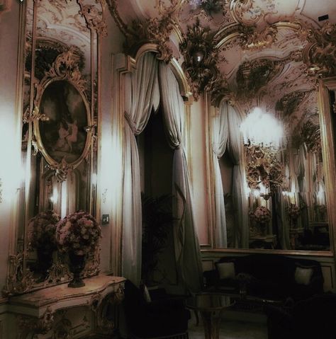 #baroque #rococo Strawberry Rococo Aesthetic, Dark Rococo Aesthetic, Baroque Aesthetic Dark, Goth Rococo, Dark Royaltycore, Georgia Core, Dark Baroque, Gothic Rococo, Hall Aesthetic