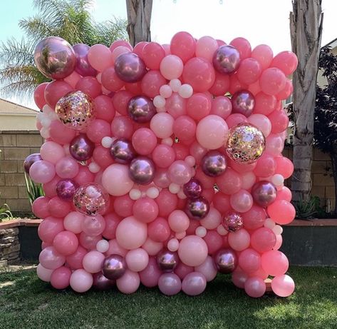 Pink Backdrop Balloons, Pink Balloon Wall Backdrop, Diy Balloon Wall, Pink Balloon Wall, Pink Shimmer Wall With Balloons, Pink Balloon Arch Bachelorette, Hot Pink Balloon Garland Barbie, Balloon Arch Decorations, Huge Balloons