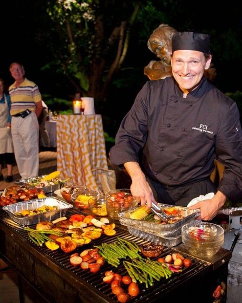 Wedding Reception Food Ideas, Reception Food Ideas, Wedding Food Bars, Wedding Food Catering, Grilling Station, Food Truck Wedding, Outdoor Catering, Food Bars, Outdoor Grilling