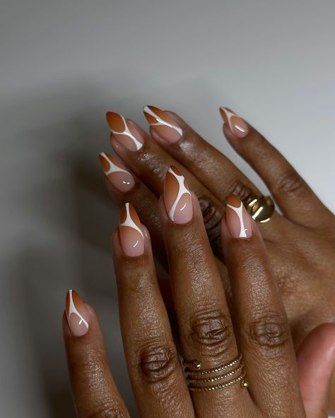 🫶🏾🥰 thanks for today Fall Nail Designs For Beginners, Fall Neutral Nail Designs, Fall Short Square Nails Ideas Autumn, Nail Into Almond, Geometric Nails Design, Fall Swirl Nail Designs, Fall Nails With White, Pinkish Brown Nails, Nail Art On Short Natural Nails