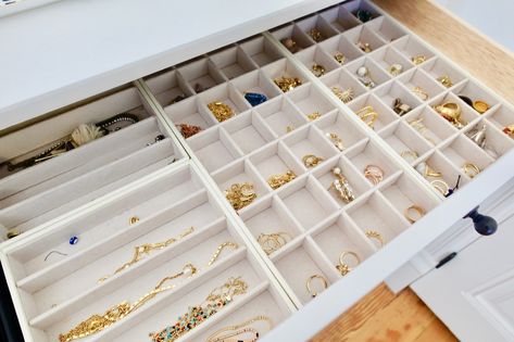 The Only 2 Jewelry Storage Ideas You Need: Organization Tips for Jewelry | Architectural Digest Fine Jewelry Storage, Ikea Jewelry Organizer, Organize Jewelry Ideas In Drawers, Ikea Jewelry Storage Hacks, Organize Jewelry Ideas, Jewellery Organization, Jewelry Storage Ideas, Jewlery Storage, Diy Drawer Organizer