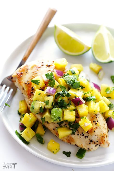 This Grilled Chicken with Pineapple Avocado Salsa recipe is fresh, tasty, simple, and naturally gluten-free! Grilled Chicken With Pineapple, Pineapple Avocado Salsa, Easy Summer Grilling Recipes, Chicken With Pineapple, Peach Salsa Recipes, Grilled Pineapple Chicken, Avocado Salsa Recipe, Avocado Dessert, Iodized Salt