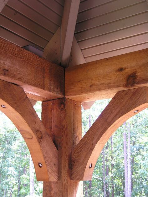 How should I connect two beams to a post at a corner? - Home Improvement Stack Exchange Timber Carport Post And Beam, Porch Corbels, Cedar Beams, Veranda Design, Casa Garage, Cedar Posts, Building A Porch, Wooden Gazebo, Porch Columns