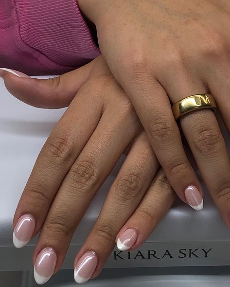 the french tip and chrome combo is giving a classic look ✨ @beetles_community @beetlesgelpolish @apresnailofficial #gel #gelnails #gelpolish #gelnail #gelmanicure #nailsnailsnails #nail #nailart #naildesign #naildesigns #frenchtipnails Simple Nails Bridesmaid, Chrome With French Tip Nails, White French Crome Nails, French Mani Chrome, French Chrome Short Nails, Wedding Day Nails Short, French Tip With Pearl Chrome, French Nail With Pearl, Bridal Nails Wedding Short