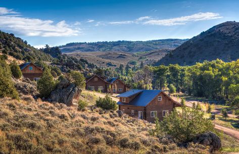 The couple horseback rode, paintballed, and line-danced at Brush Creek Ranch, a luxurious 30,000 acre retreat Fairmont Chateau Whistler, Oregon Hotels, Mother Daughter Trip, Jacuzzi Outdoor, The Great, Dude Ranch, Best Resorts, Rustic Chic, Weekend Trips