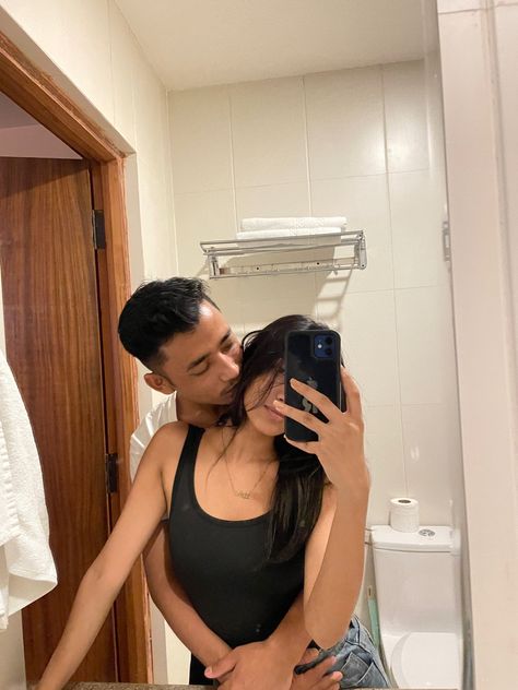 Couple Photo Aesthetic, Secret Couple, Mirror Selfie Idea, Photos Couple Mignon, Asian Man Haircut, Bff Photoshoot Poses, Girl Crush Fashion, Bff Photoshoot, Couple Picture Poses