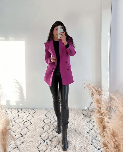 Blazer Rosa, Celebrity Casual Outfits, Street Style Fall Outfits, Fiesta Outfit, Mommy Outfits, Blazer Outfits For Women, Blazer Outfits, Hot Outfits, Blazer Fashion