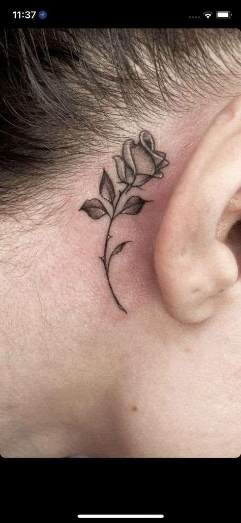 Rose Outline Tattoo, Rose Tattoo Behind Ear, Small Tattoo Ideas For Men, Anklet Tattoos For Women, Gentleman Tattoo, Inner Ear Tattoo, Rose Vine Tattoos, Simple Rose Tattoo, Yellow Rose Tattoos