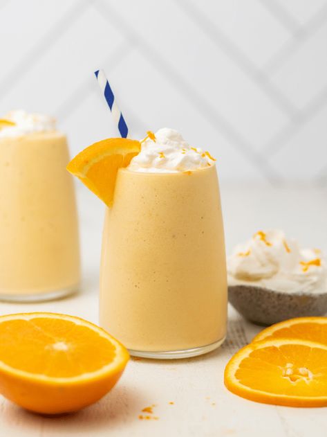 Healthy Orange Smoothie Recipes, Healthy Orange Julius Recipe, Easy Orange Julius Recipe, Healthy Orange Julius, Orange Julius Smoothie, Orange Julius Recipe, Orange Smoothie Recipes, Resep Smoothie, Turmeric Smoothie