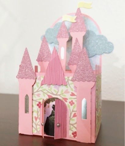 Papercraft & Pictures: Princess castle 3D box card Cute Castle, Girls Valentines Boxes, Diy Valentines Box, Paper Castle, Princess Valentines, Castle Crafts, Valentine Card Box, Cardboard Castle, Chalkboard Drawings