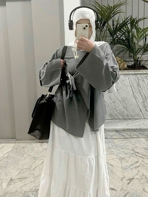 Modest Girly Outfits, Outfit Modest, Estilo Hijab, Hijabi Fits, Stile Hijab, Hijabi Outfit, Cute Modest Outfits, Muslim Outfits Casual, Hijabi Outfits Casual