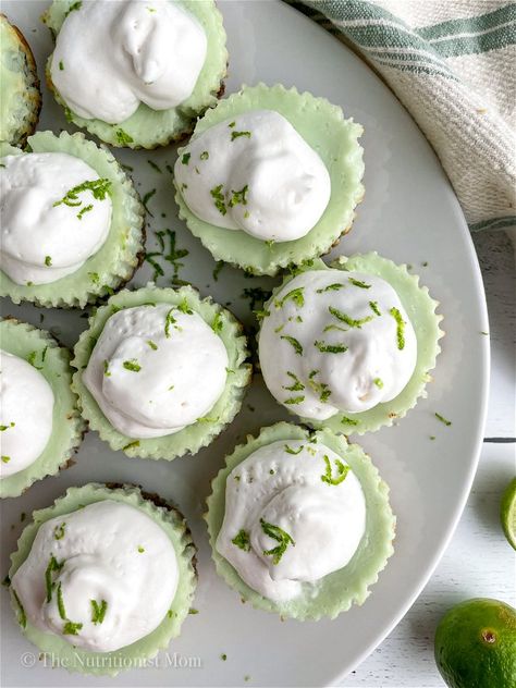 Mini Lime Cheesecakes, Protein Key Lime Pie, No Bake Mini Key Lime Cheesecake, Low Carb Key Lime Cheesecake, Cheesecake Key Lime, Healthy Key Lime Pie, Key Lime Desserts, Protein Cheesecake, Key Lime Cheesecake