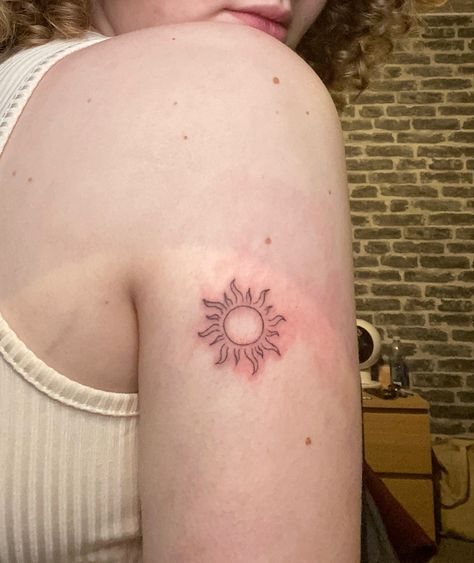 Back Upper Arm Tattoo, Sun Line Tattoo, Tattoo Ideas Upper Arm, Upper Arm Tattoo, Cabin 7, 7 Tattoo, Dragon Tattoo For Women, Upper Arm Tattoos, Petite Tattoos