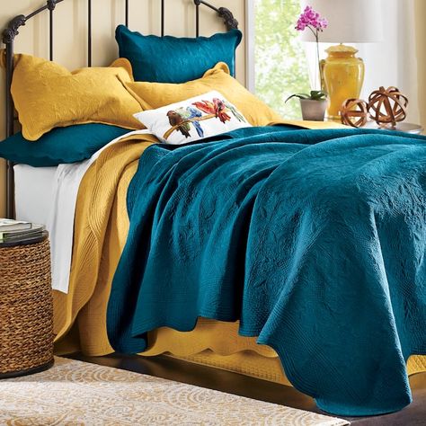 Bedroom Inspirations Teal, Orange And Teal Bedroom, Mustard Bedroom, Quilt Bedroom, Mustard Bedding, Oversized Quilt, Teal Bedding, Teal Bedroom, Yellow Bedding