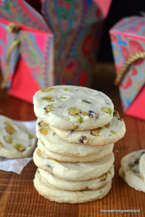 Pistachio Shortbread Cookies vertical Slice And Bake Shortbread, Pistachio Shortbread Cookies, Pistachio Shortbread, Shortbread Cookies Recipe, Cookies Shortbread, Pistachio Recipes, Short Bread, Cookie Swap, Brownies Cookies