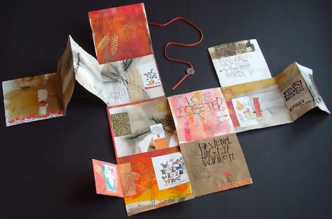 Layout Editoriale, Concertina Book, Paint Stencils, Accordion Book, Zine Design, Creative Books, Up Book, Handmade Book, Miniature Books