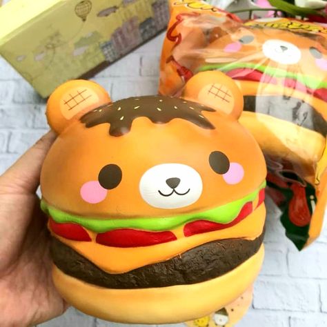 Jumbo Yummiibear burger squishy ~ fast food cafe collection *licensed by Creamiicandy x Puni Maru * Kawaii Burger, Types Of Burgers, Jumbo Squishies, Food Cafe, Kawaii Stuff, Fidget Toy, Diy Art Painting, Athletic Outfits, Fidget Toys