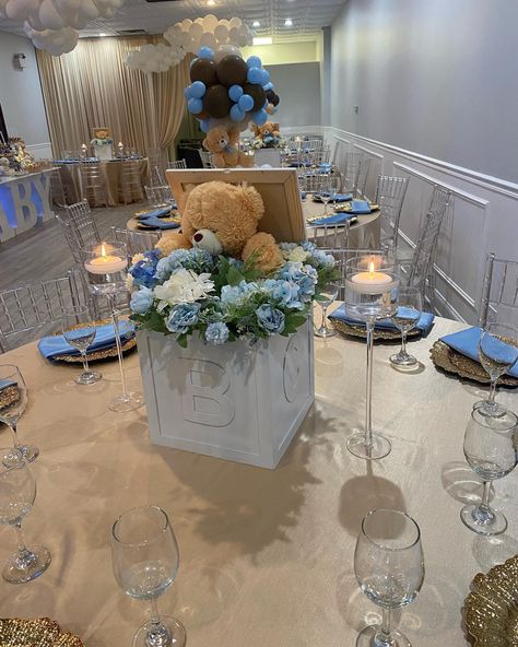 Flower Centerpieces Baby Shower Boy, Baby Centerpieces For Tables, Teddy Bear Centerpieces Boys, Blue Baby Shower Centerpieces, Baby Shower Teddy Bear Centerpieces, Teddy Bear Baby Shower Centerpieces, Teddy Bear Centerpieces Diy, Baby Shower Centerpieces For Girls Diy, Bear Centerpiece Ideas