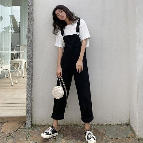 962e56a8a0b0420d87272a682bfd1e53desc42783604ri Preppy Mode, Strap Skirt, Yellow Jumpsuit, Strap Pants, Denim Fashion Women, Estilo Preppy, Pure Black, Black And Yellow, Denim Overalls