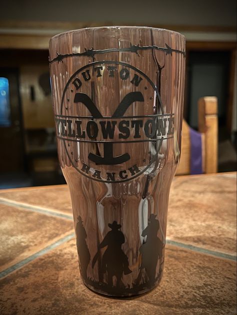 Yellowstone tumbler Cup Ideas For Men, Manly Tumbler Ideas, Epoxy Cups Ideas For Men, Men Tumbler Ideas, Men’s Tumbler Cups, Men’s Tumbler Ideas, Tumbler Designs For Guys, Yellowstone Cup Ideas, Yellow Stone Tumbler Ideas