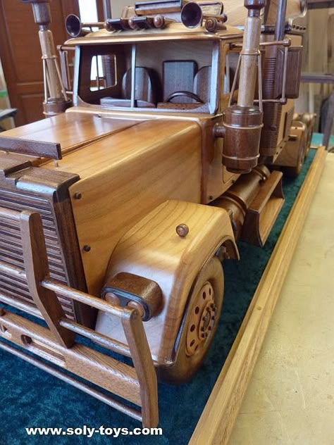 mack-trucks Wooden Trucks, Wooden Toy Trucks, Wooden Truck, Wooden Toy Cars, Wood Toys Plans, Wood Games, Wooden Toys Plans, Wood Model, Wooden Car