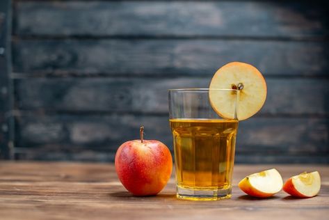 Fresh Apple Juice, Homemade Apple Juice, Apple Cider Juice, Apple Cider Vinegar Uses, Zesty Salad, Mcintosh Apples, Apple Benefits, Freezing Apples, Homemade Apple Cider