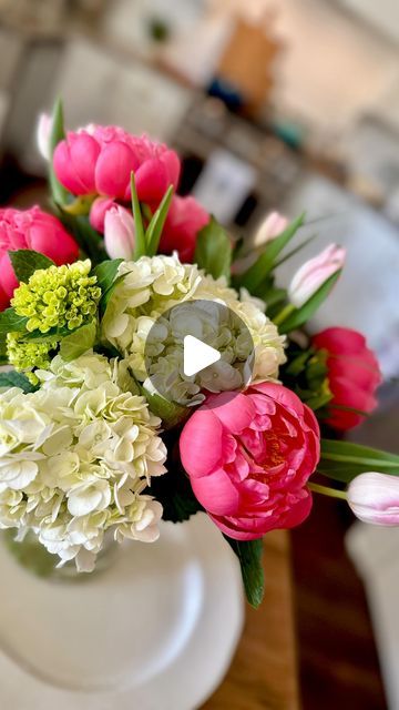 Amy Hannon • Euna Mae's on Instagram: "Hydrangeas, peonies, and tulips! Oh my! 

One bundle of each! The easiest and most beautiful grocery store flower arrangement for Spring!" Amy Hannon, Peonies And Tulips, Flower Arrangement, Grocery Store, Oh My, Hydrangea, Peonies, Floral Arrangements, Tulips