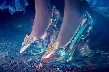 Cinderella Movie 2015, Cinderella Live Action, Cinderella Aesthetic, 2015 Wallpaper, Cinderella Doll, Cinderella Movie, Cinderella 2015, Lizzie Hearts, Shoes Wallpaper