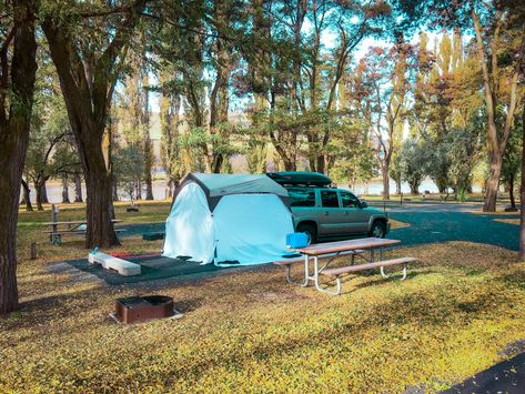 The camping gear you need to camp for free in a SUV — Suburban Camping Suburban Camping, Van Remodel, Hitch Cargo Carrier, Rv Van, Truck Bed Storage, Roof Storage, Suv Camping, Cargo Rack, Deep Cycle Battery