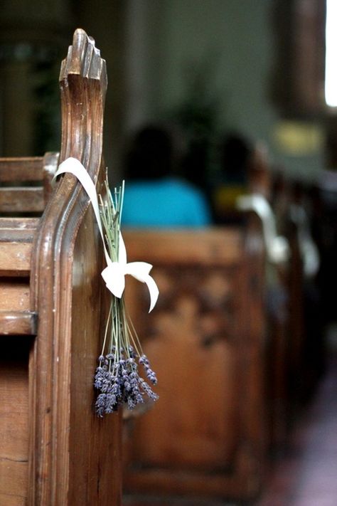 lavender pew ends Church Pew Decorations, Wedding Church Aisle, Pew Decorations, Wedding Pews, Pew Ends, Rustic Wedding Decorations, Last Minute Wedding, Church Wedding Decorations, Church Pew