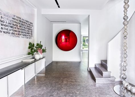 Text Painting, Charles Zana, Modern Hallways, Tattoo Modern, Midcentury House, Parisian Decor, Entryway Decor Ideas, Chic Modern Home Decor, Anish Kapoor