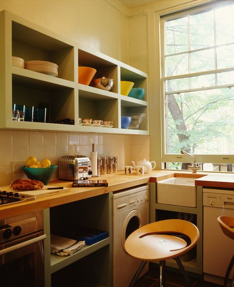 1940 Kitchen, 90s Interior Design, 90s Kitchen, 90s Interior, 90s House, Paris Flat, Loft Style Apartment, Flat House, 90s Home