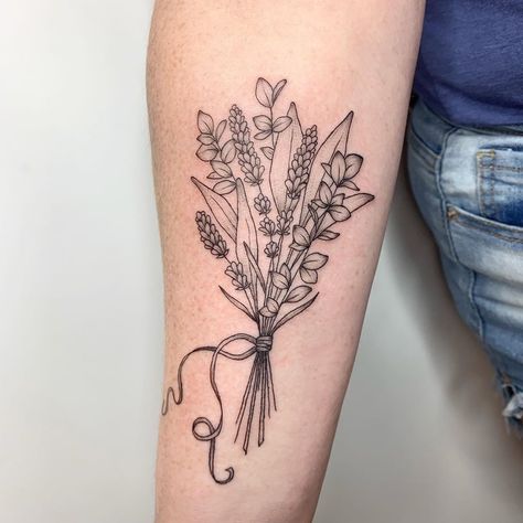 Noelle Adrienne Tattoos on Instagram: “Herbal bouquet for sweet Amber! 🖤 books for August open July 1st . . . . . . . . . . . #tattoo #tattooflash #tattooideas #iblackwork…” Herbal Bouquet, Herb Tattoo, Vegetable Bouquet, Herb Bouquet, Chef Tattoo, Bestie Tattoo, Bouquet Tattoo, Western Tattoos, Plant Tattoo