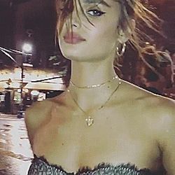 Taylor Hill Style, Model Gif, Tiger Tails, French Girl Chic, Taylor Marie Hill, Camila Morrone, Taylor Hill, Beauty Goals, Grey's Anatomy